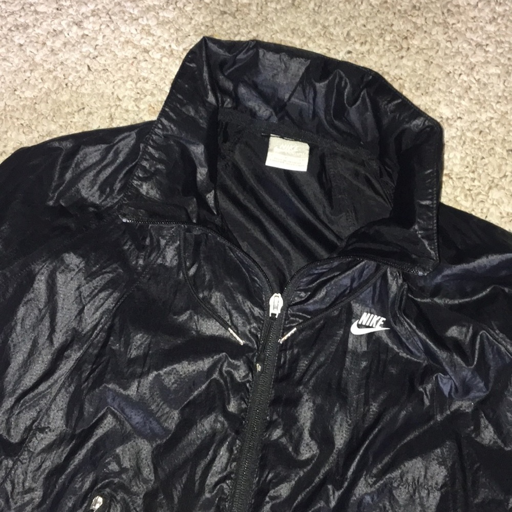 Nike NSW Casual windbreaker windrunner black packable jacket long black FC cinch - Picture 13 of 16